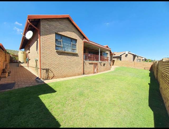 3 BEDROOM HOUSE FOR SALE IN MONTANA PARK